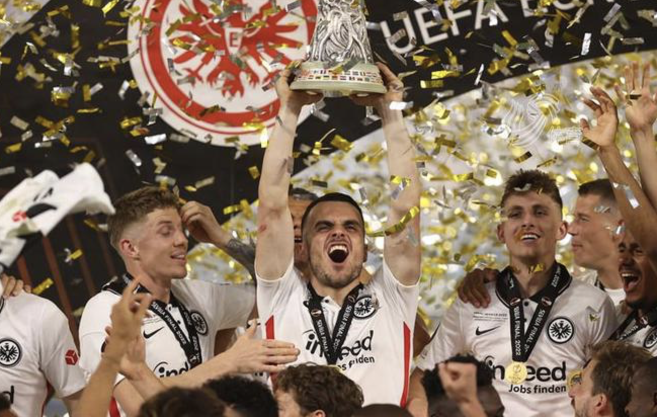 法兰克福：欧冠赛场上的“过山车骑士”